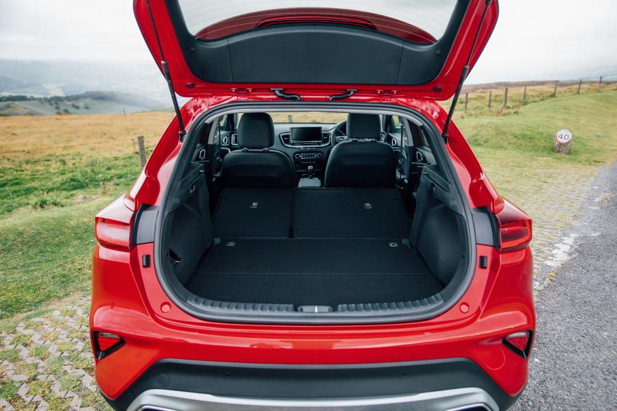 Багажник Kia XCeed 1.6 CRDi 2019 года  (UK) (фото 66 из 107)